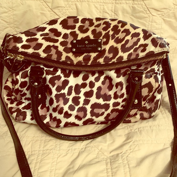 kate spade Handbags - Kate Spade ♠️ crossbody purse ❤️🧡🖤💛💙💜